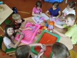ZABAWY PIASKIEM KINETYCZNYM